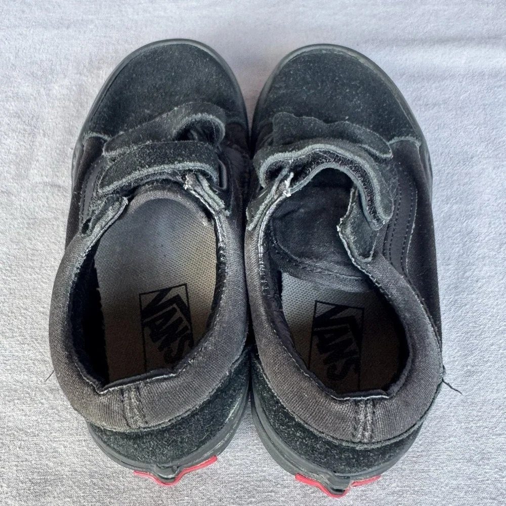 Size 12c‎ - VANS Old Skool V Black/Black  Kids Shoes